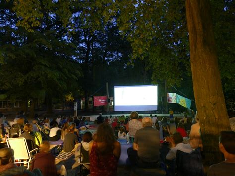 Cinema del Sol: Kino OPEN AIR @ Rasenvorplatz ev. Kirche Bolzum